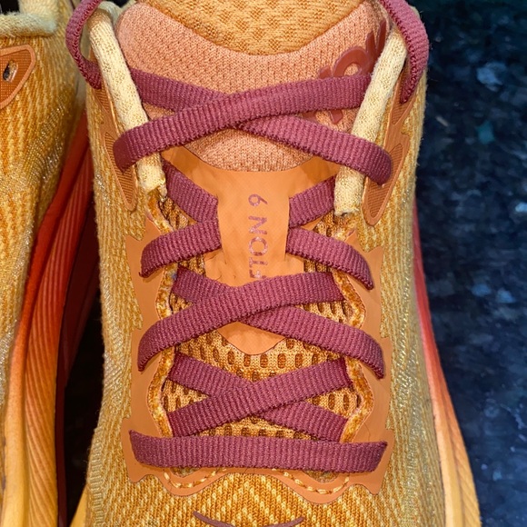 Hoka One One Clifton 9 Running Shoes Size 6.5 Amber Haze/ Sherbert - Picture 7 of 16
